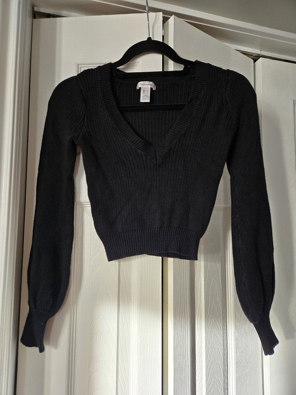ReVamped Ribbed V-Neck Black Sweater